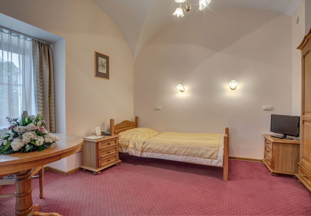 Pokój 1-os. Standard - Oficyna Północna, budynek nr 4