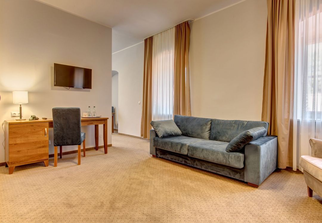 Suite 2-os. Hansel - Stara Poczta i wartownia, budynek nr 7